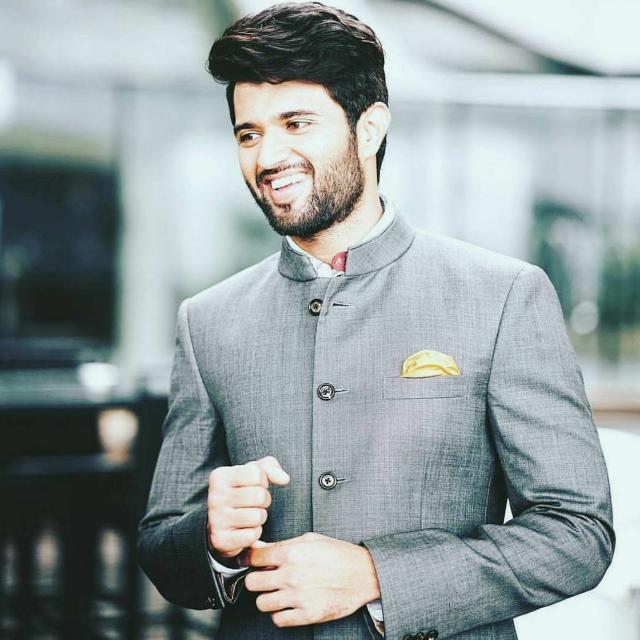 Vijay Devarakonda signs a Tamil Film