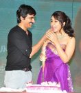 Ravi Teja lauds Rashi Khanna