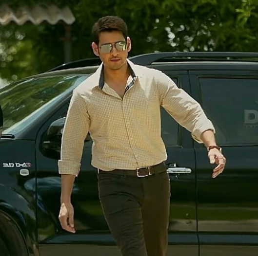 Mahesh flies to Vijayawada to meet his Fans