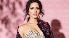 Sunny Leone signs one more