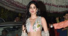 Jhanvi Kapoor has a shock for Vijay Devarakonda