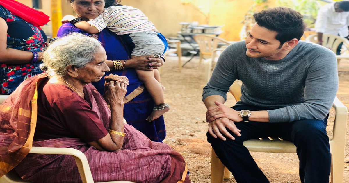 Superstar delighted to meet his fan
