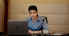 Superstar locks Anil Ravipudi
