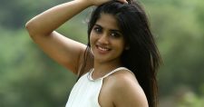Megha akash in talks for Raj Tarun