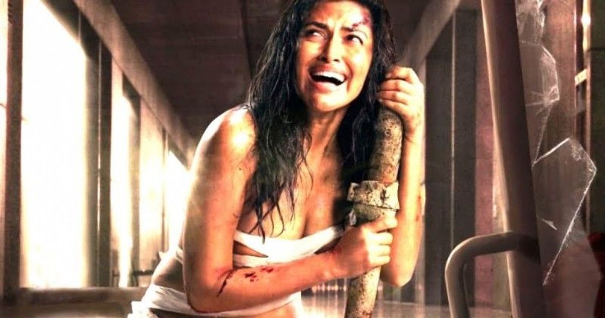 Aadai Teaser: Freaky Interesting and Hard Hitting