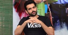 Dusky beauty to romance Ram